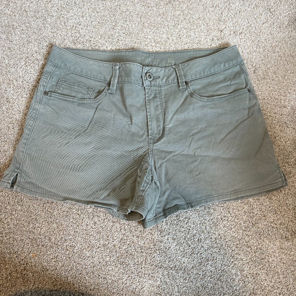 Faded glory Womens utility shorts size 12 flagstone green cargo